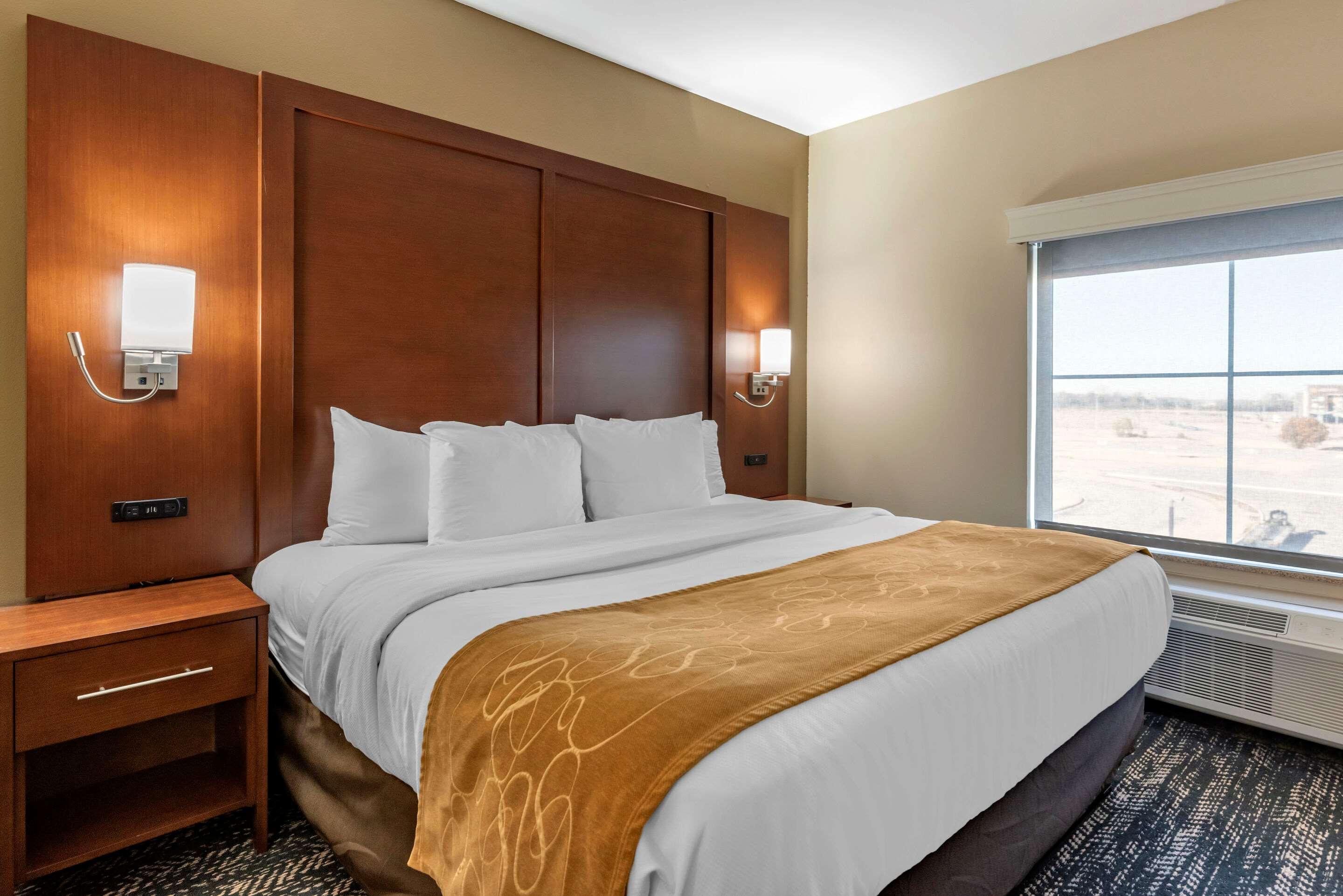 Comfort Suites West Memphis I-40 I-55 Экстерьер фото