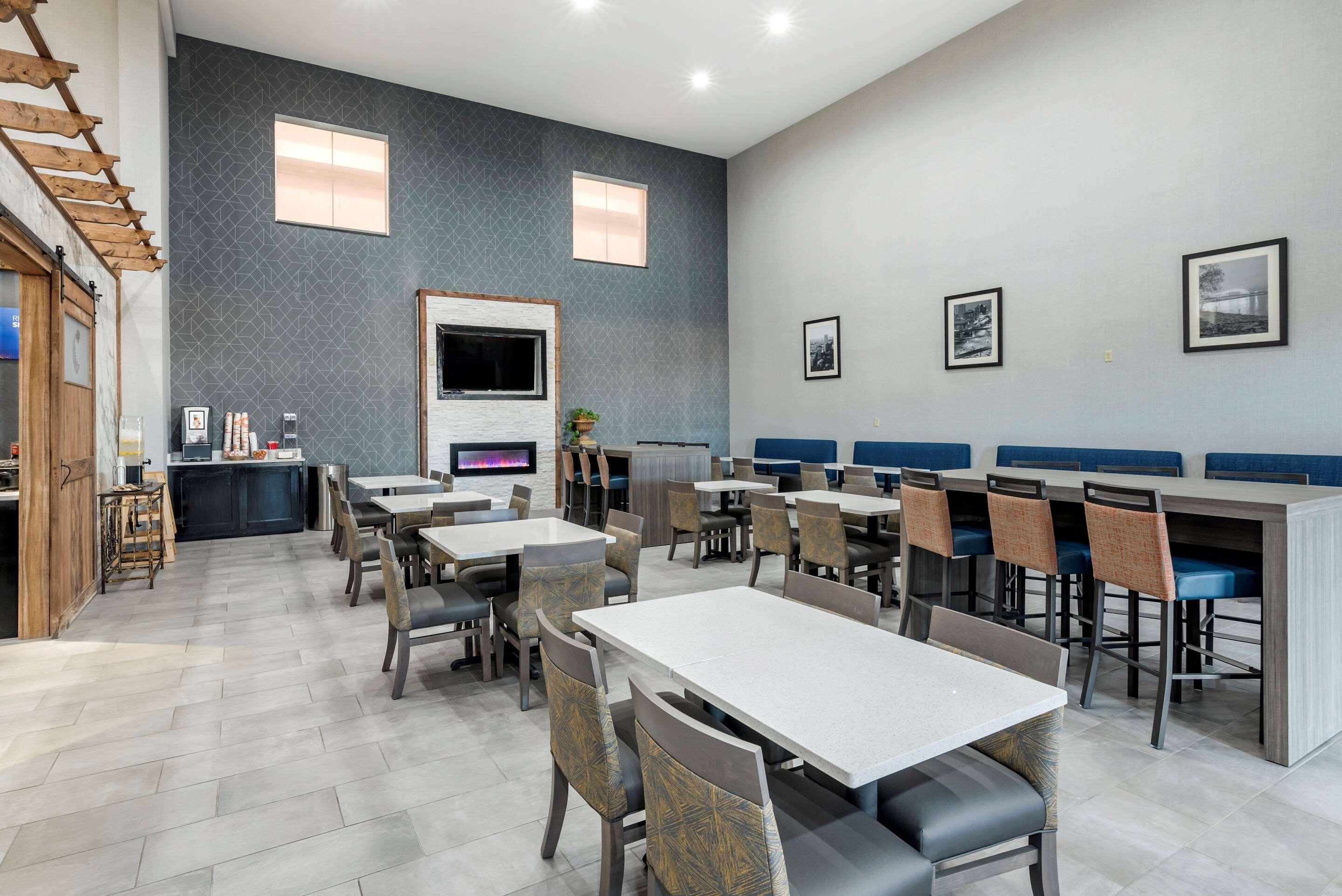 Comfort Suites West Memphis I-40 I-55 Экстерьер фото
